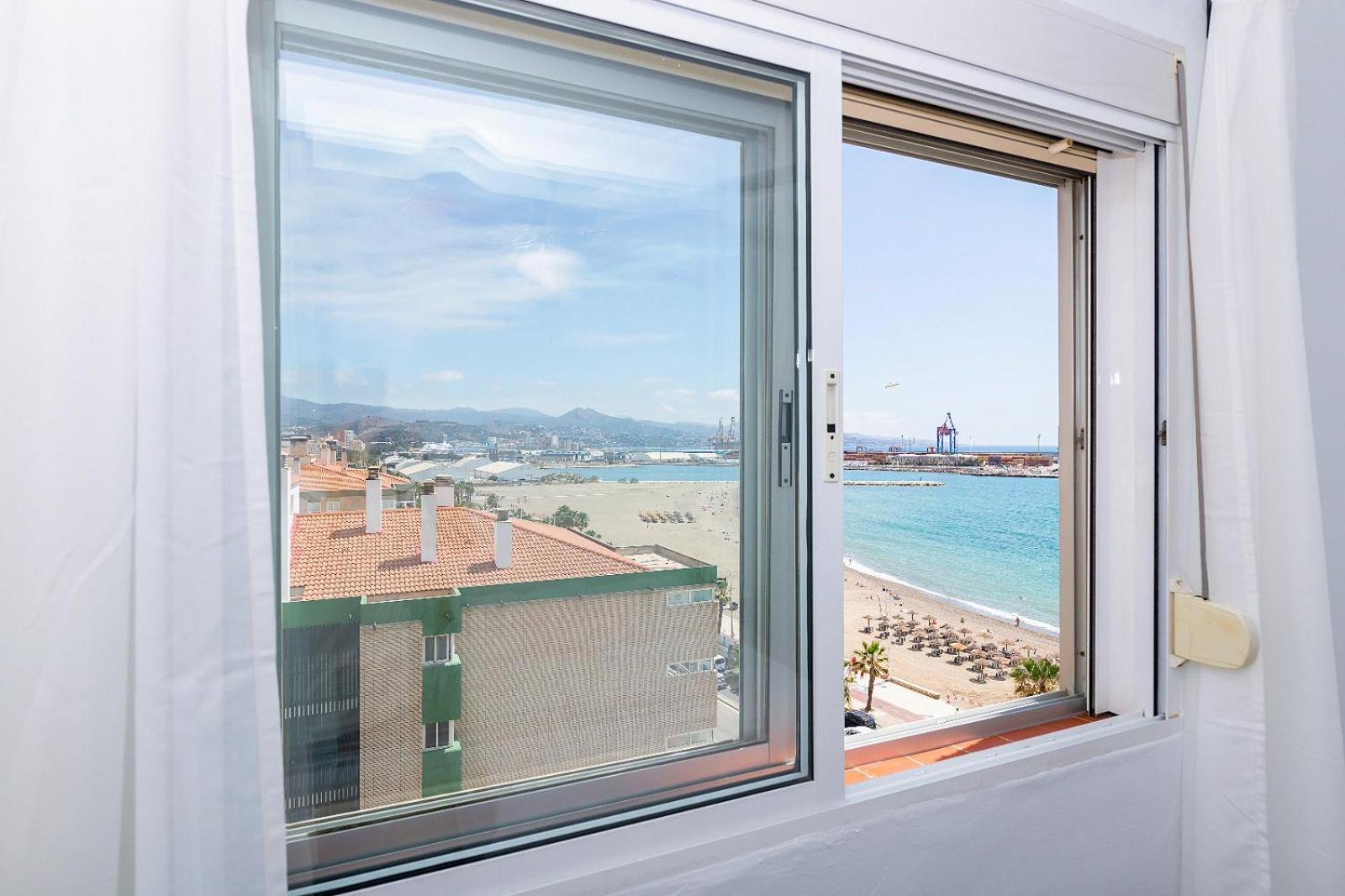 Impresionante Vista Al Mar - Elegante Apartamento Malaga Luaran gambar