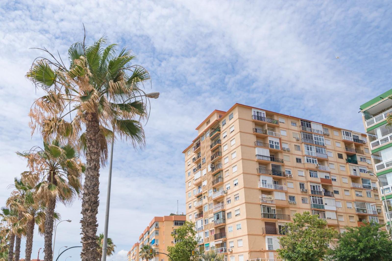 Impresionante Vista Al Mar - Elegante Apartamento Malaga Luaran gambar